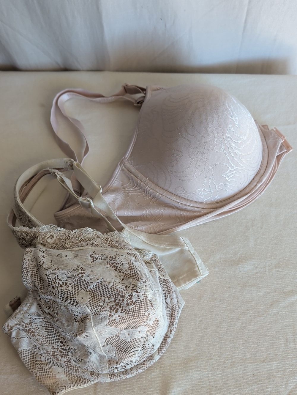 Cacique Two-Pack Bras in Light Pink and Ivory Lace 42 C